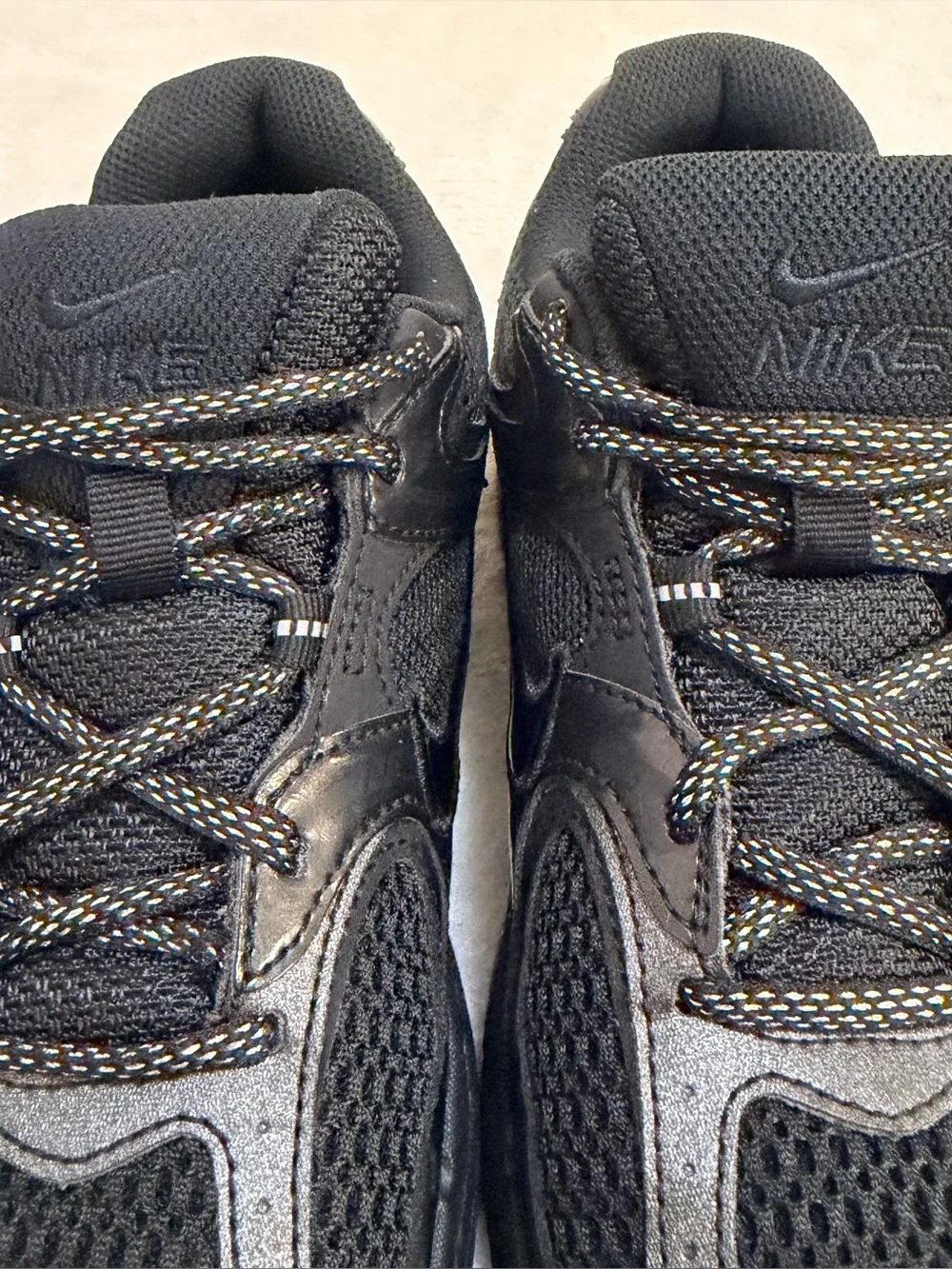 Nike V5 RNR Black Sneakers Size Big Kid 7 - #IQ9954-001